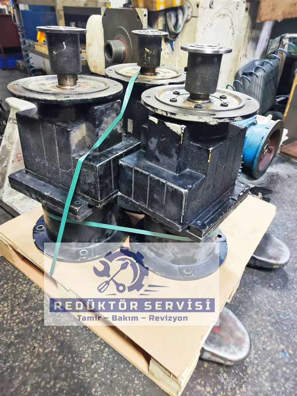 Lenze Redüktör Tamir Bakım